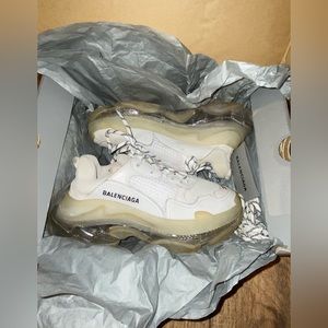Balenciaga triple s sneaker